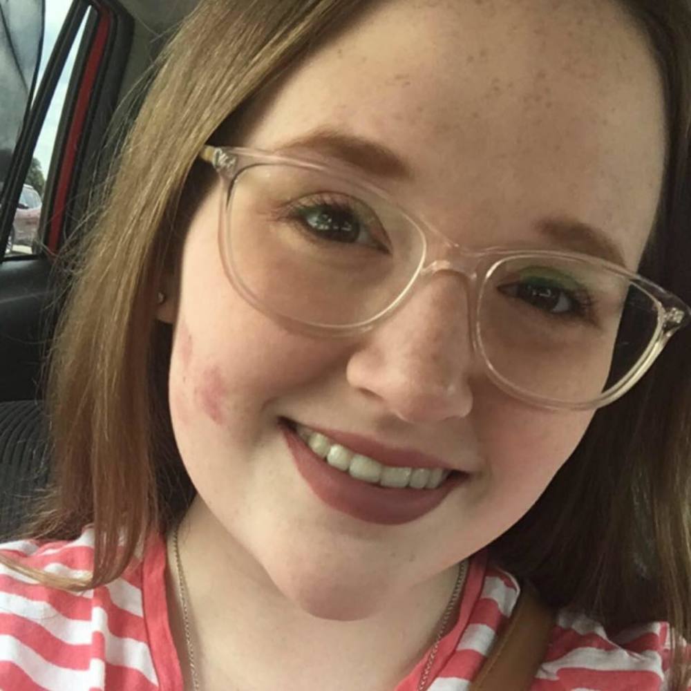 Meet your Posher, Abby